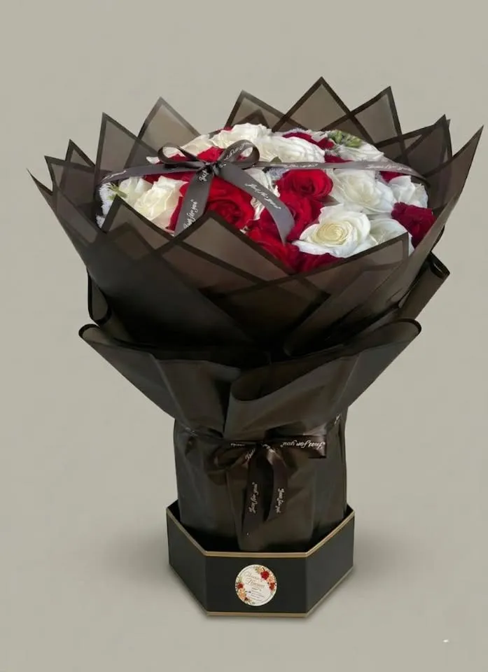 Bouquet "Royal Duo".